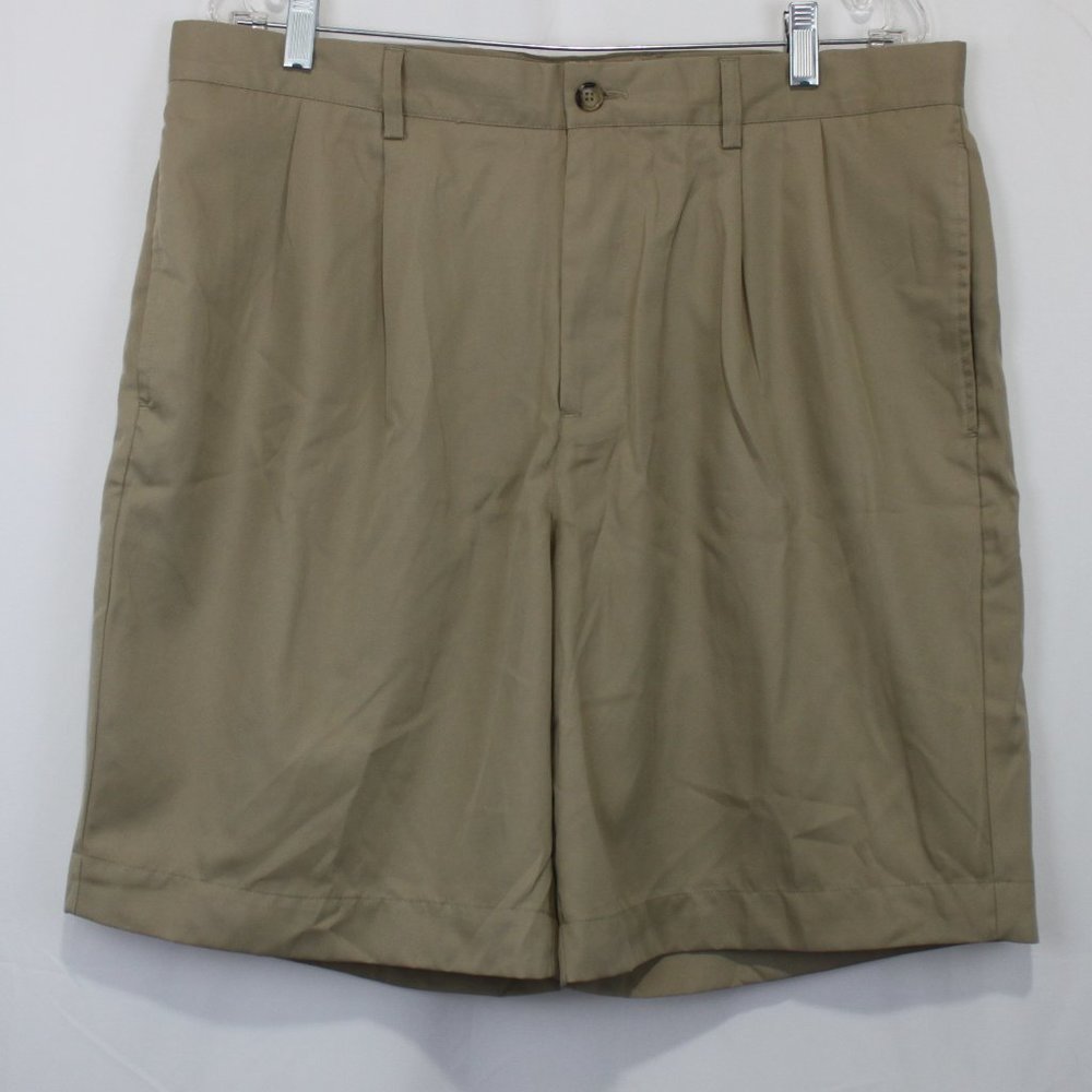Jack Nicklaus Khaki Shorts Size 36W